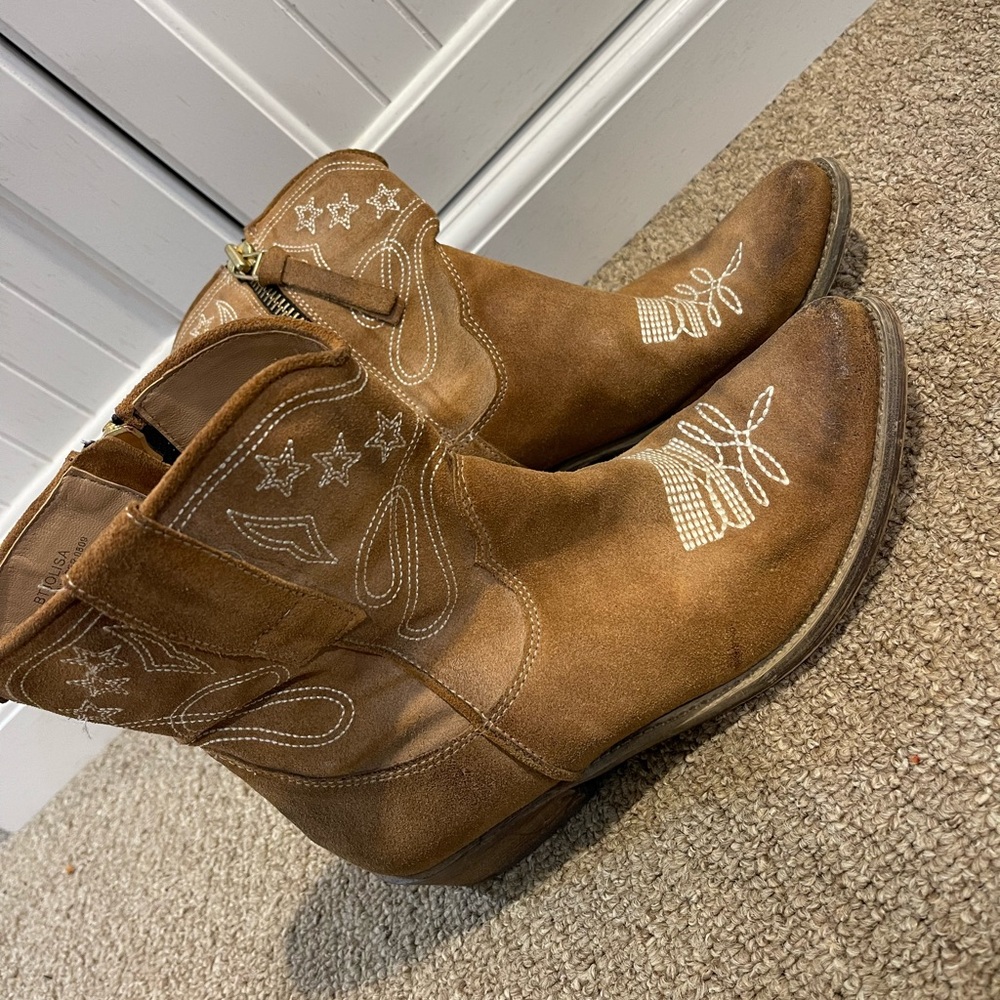 Short Cowboy boots